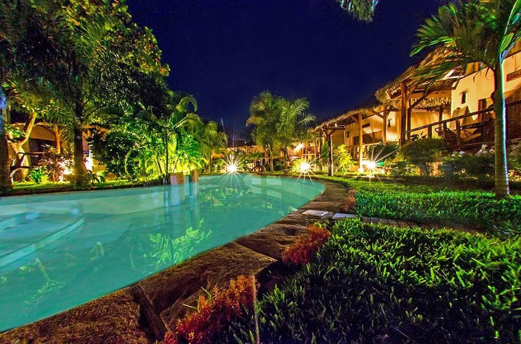 Le Zahir Lodge Ambatoloaka  Esterno foto