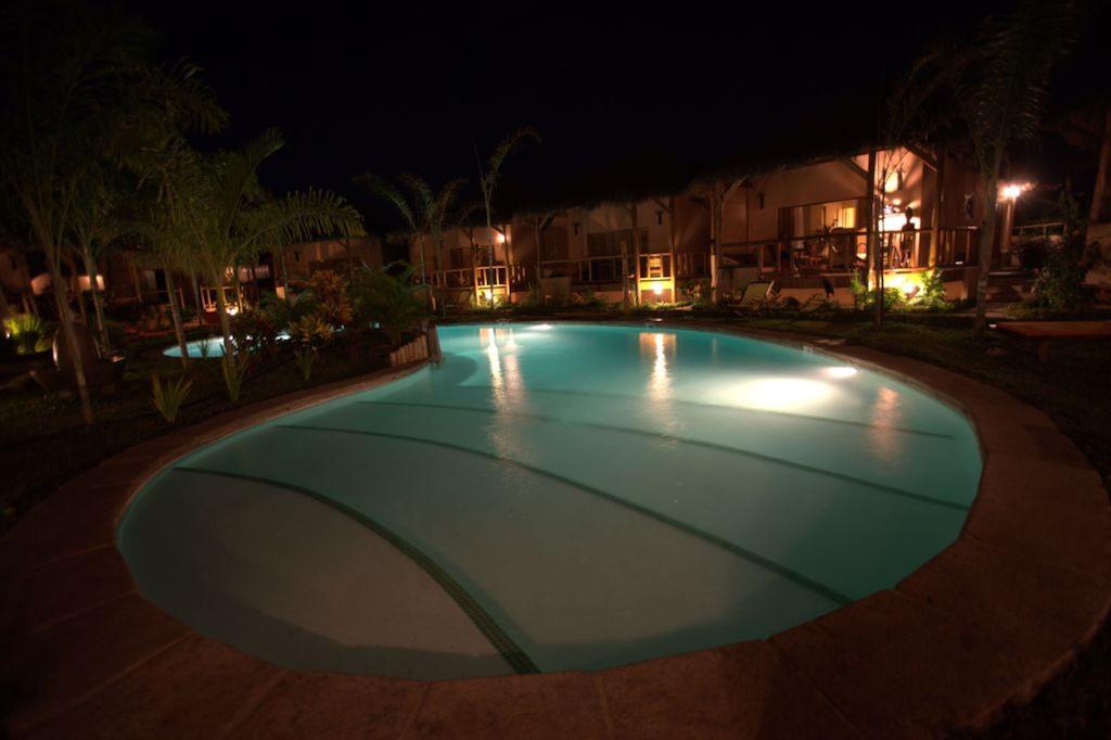 Le Zahir Lodge Ambatoloaka  Esterno foto