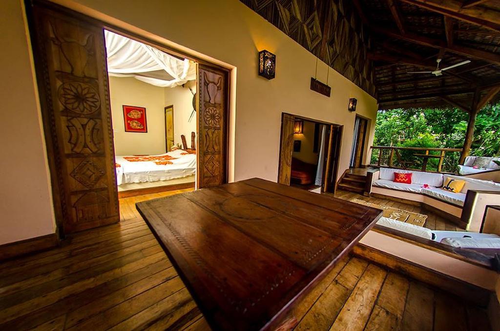 Le Zahir Lodge Ambatoloaka  Camera foto